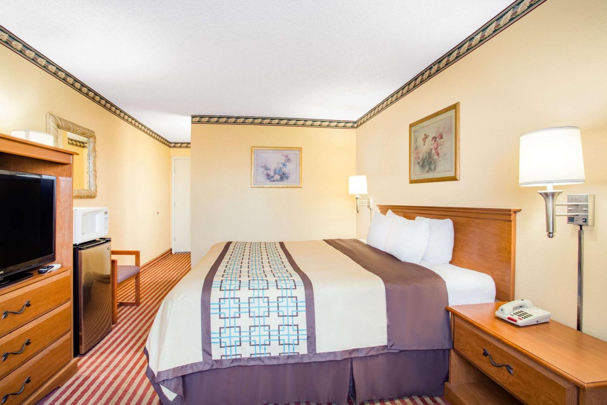 King Room Non-Smoking