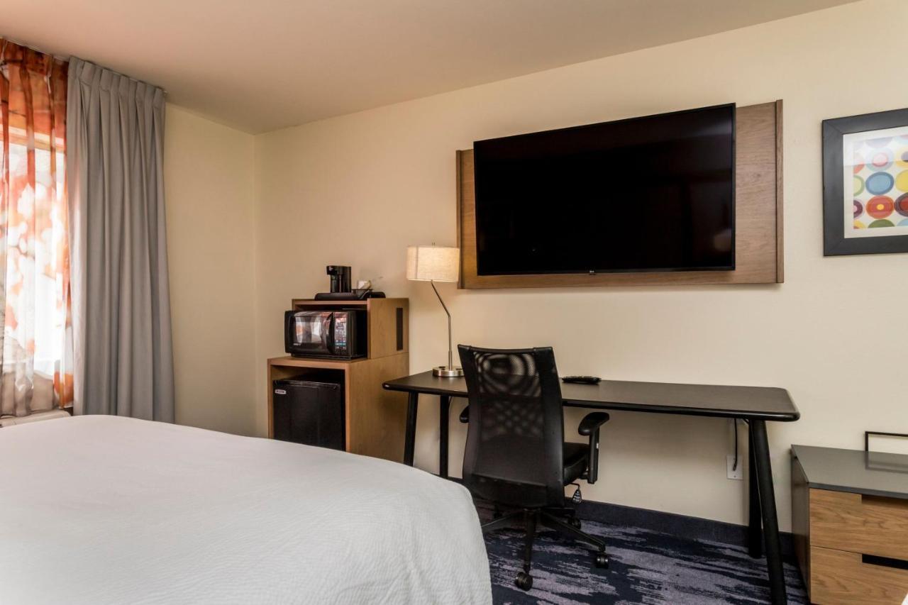 Queen Room Two Queen Beds