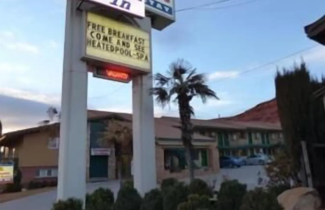 Coronada Inn & Suites-1