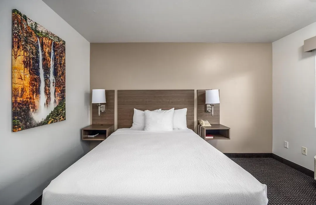 St. George Inn&Suites-1