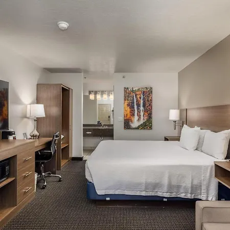 St. George Inn And Suites-2