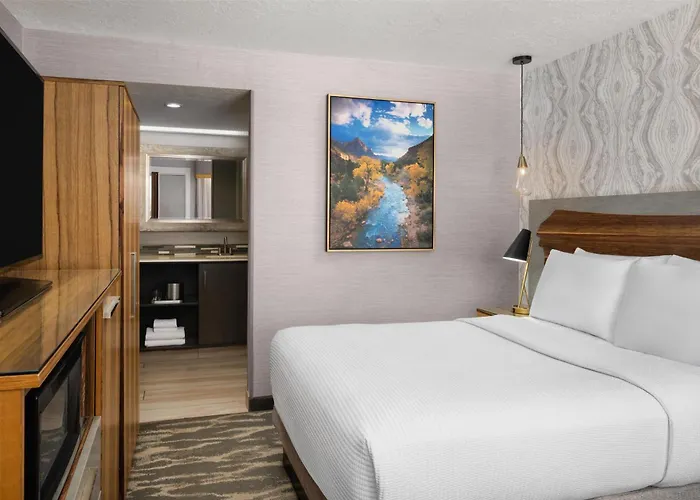 Aiden by Best Western @ St. George